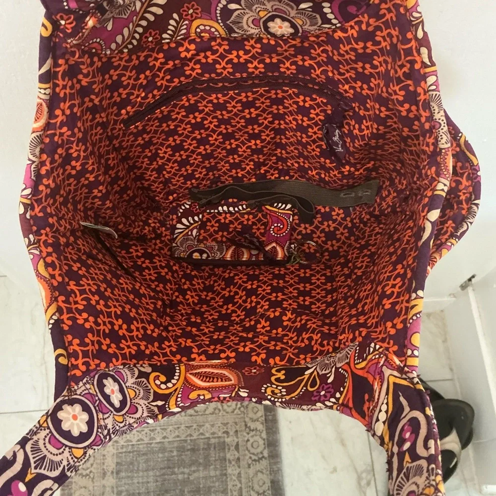 VERA BRADLEY SHOULDER TOTE WITH SIDE POCKETS